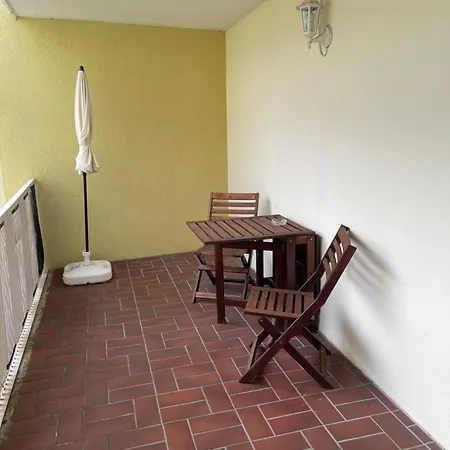 Wiesn Apartment, Up To 8 Guests Διαμέρισμα *